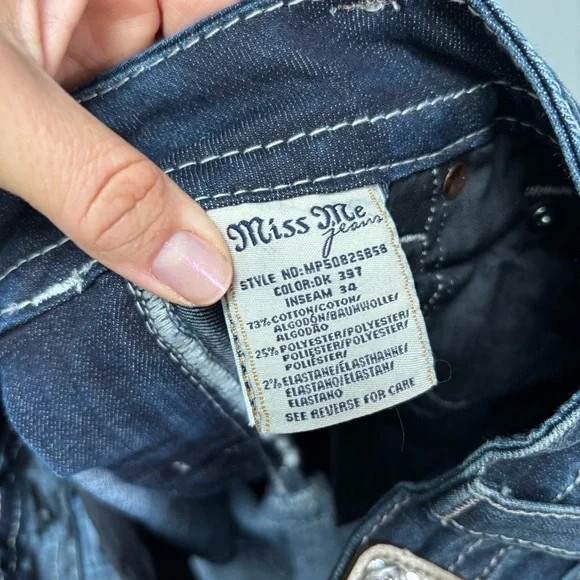 Miss Me Rhinestone Embellished Wing Jeans Slim Boot Cut in Dark Wash 28 - Picture 10 of 11